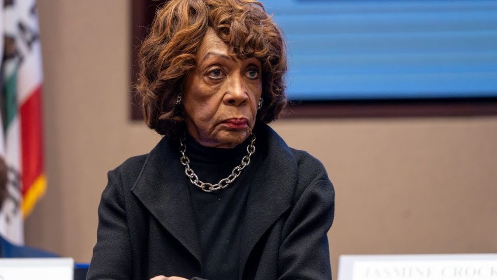Maxine Waters Meltdown – Mental Breakdown During Press Conference